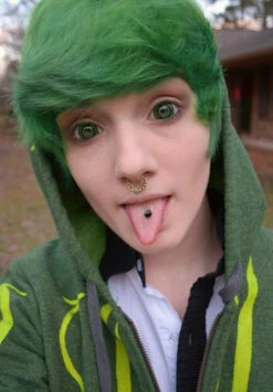 Phantasee Mini Sclera Lens Green Goblin 8 Phantasee Mini Sclera Lens Green Goblin -Cosplay Costumes Sales Shop Phantasee sclera green goblin aschhays a